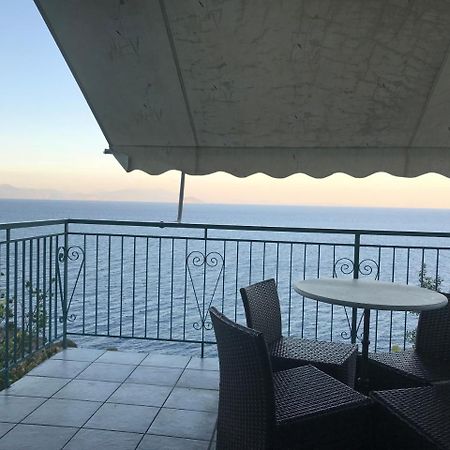 Villa Castle Sea View Паралион-Астрос Экстерьер фото